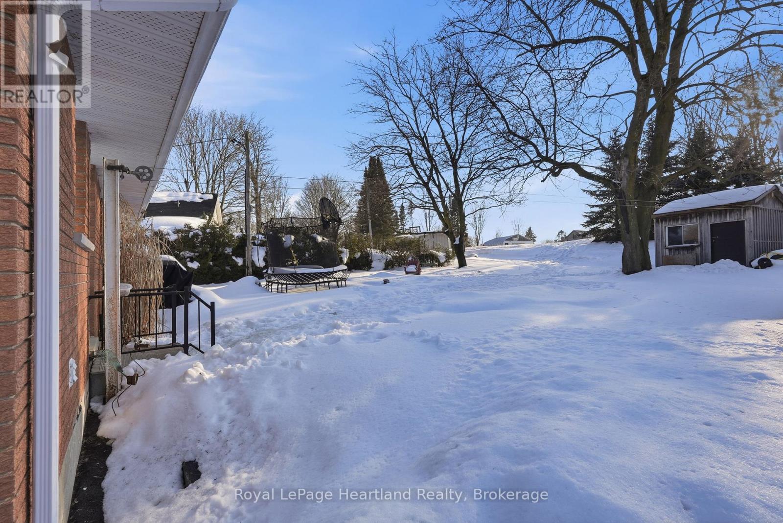 3106 Patrick Street, Howick, Ontario  N0G 1V0 - Photo 22 - X12804580