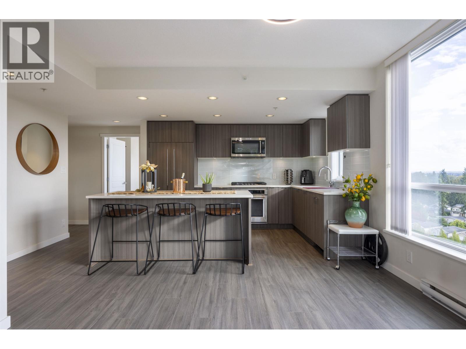 1204 3096 Windsor Gate, Coquitlam, British Columbia  V3B 0P4 - Photo 8 - R3091887