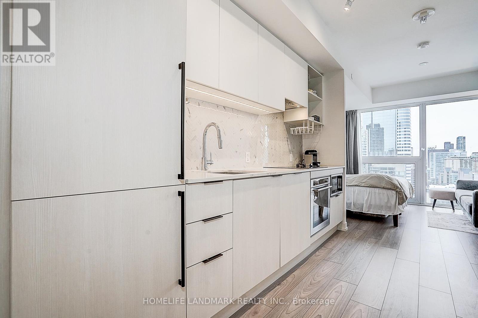 2810 - 82 Dalhousie Street, Toronto, Ontario  M5B 0C5 - Photo 11 - C12804570