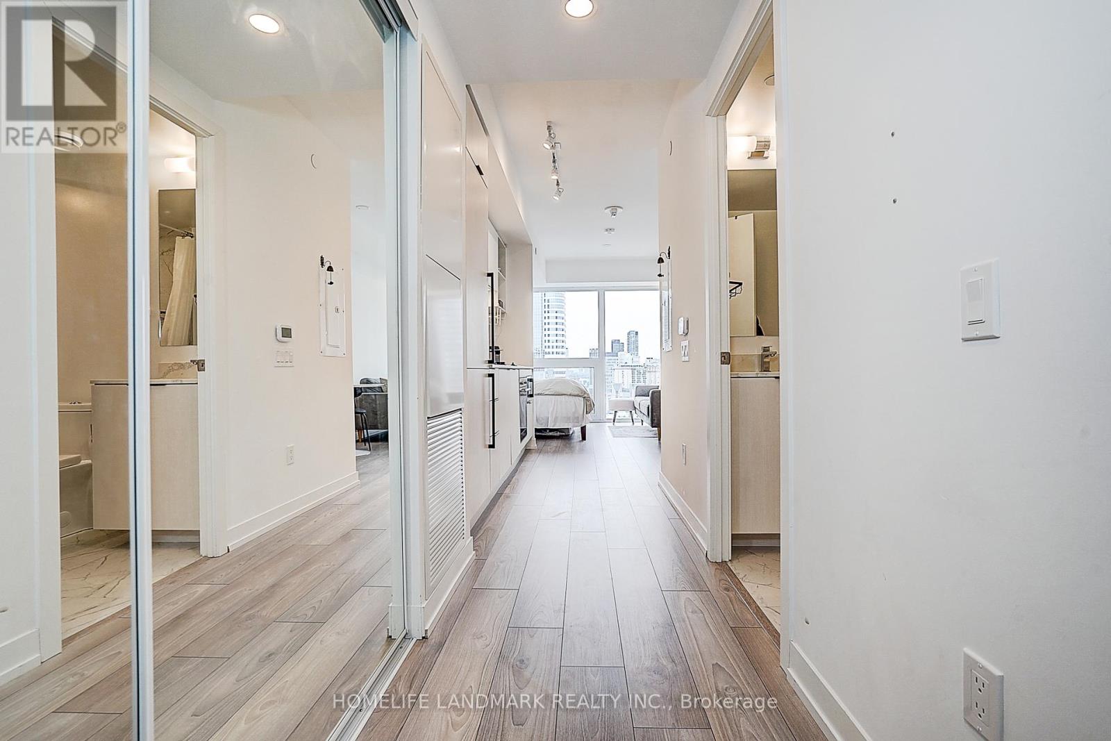 2810 - 82 Dalhousie Street, Toronto, Ontario  M5B 0C5 - Photo 8 - C12804570