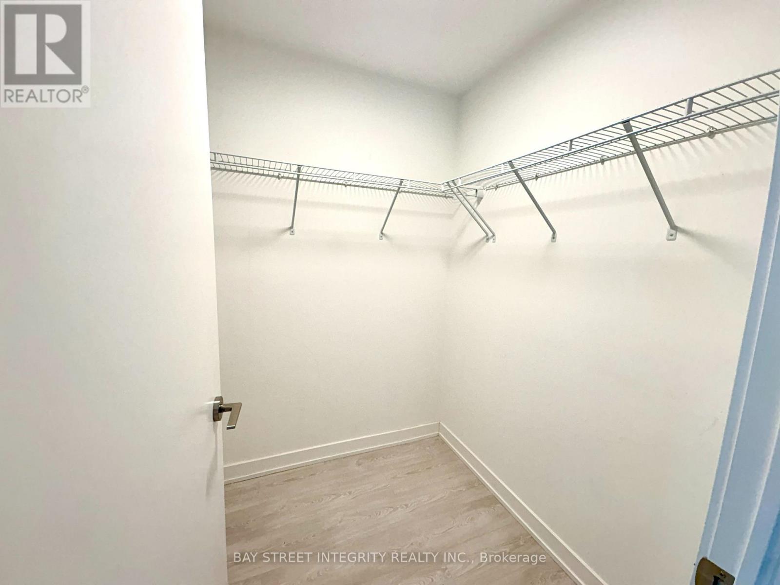 2508 - 15 Queens Quay E, Toronto, Ontario  M5E 0A5 - Photo 10 - C12804572