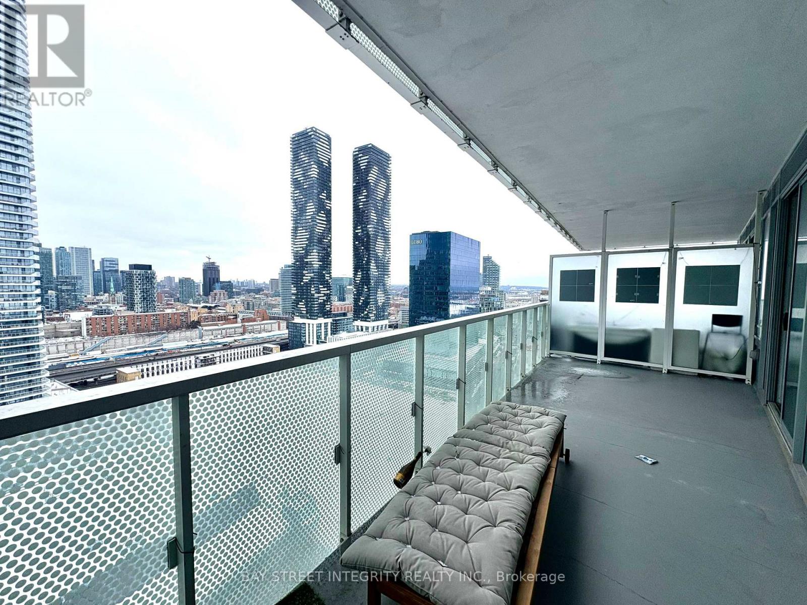 2508 - 15 Queens Quay E, Toronto, Ontario  M5E 0A5 - Photo 16 - C12804572