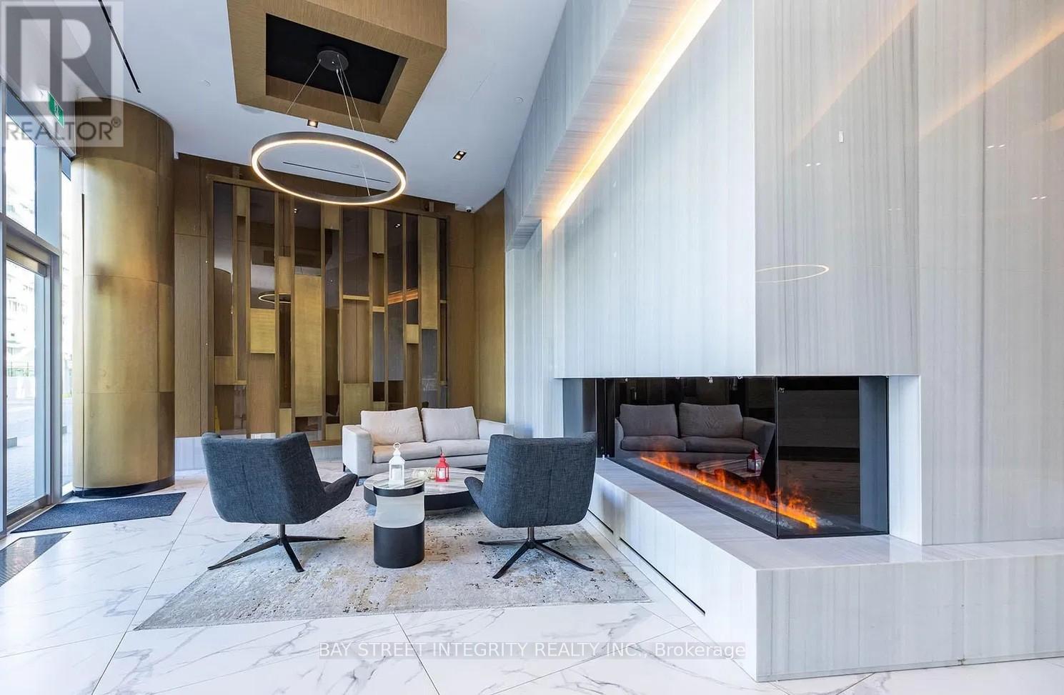 2508 - 15 Queens Quay E, Toronto, Ontario  M5E 0A5 - Photo 3 - C12804572