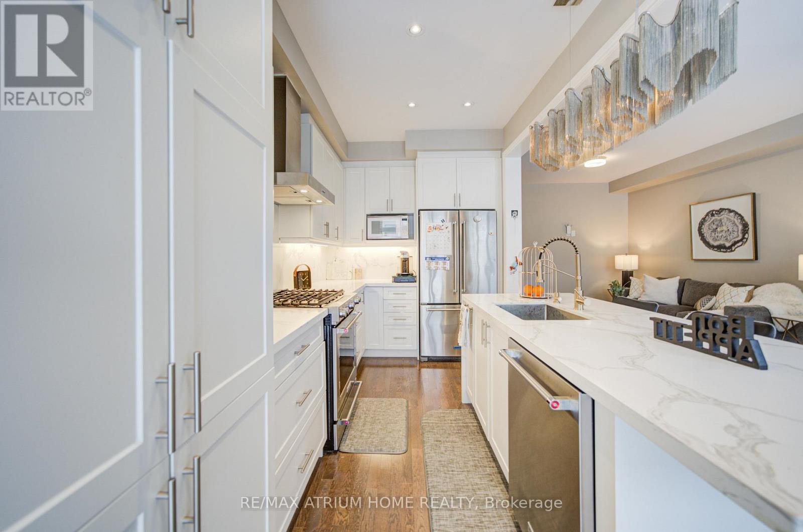 122 Chessington Avenue, East Gwillimbury, Ontario  L9N 0R6 - Photo 15 - N12804562