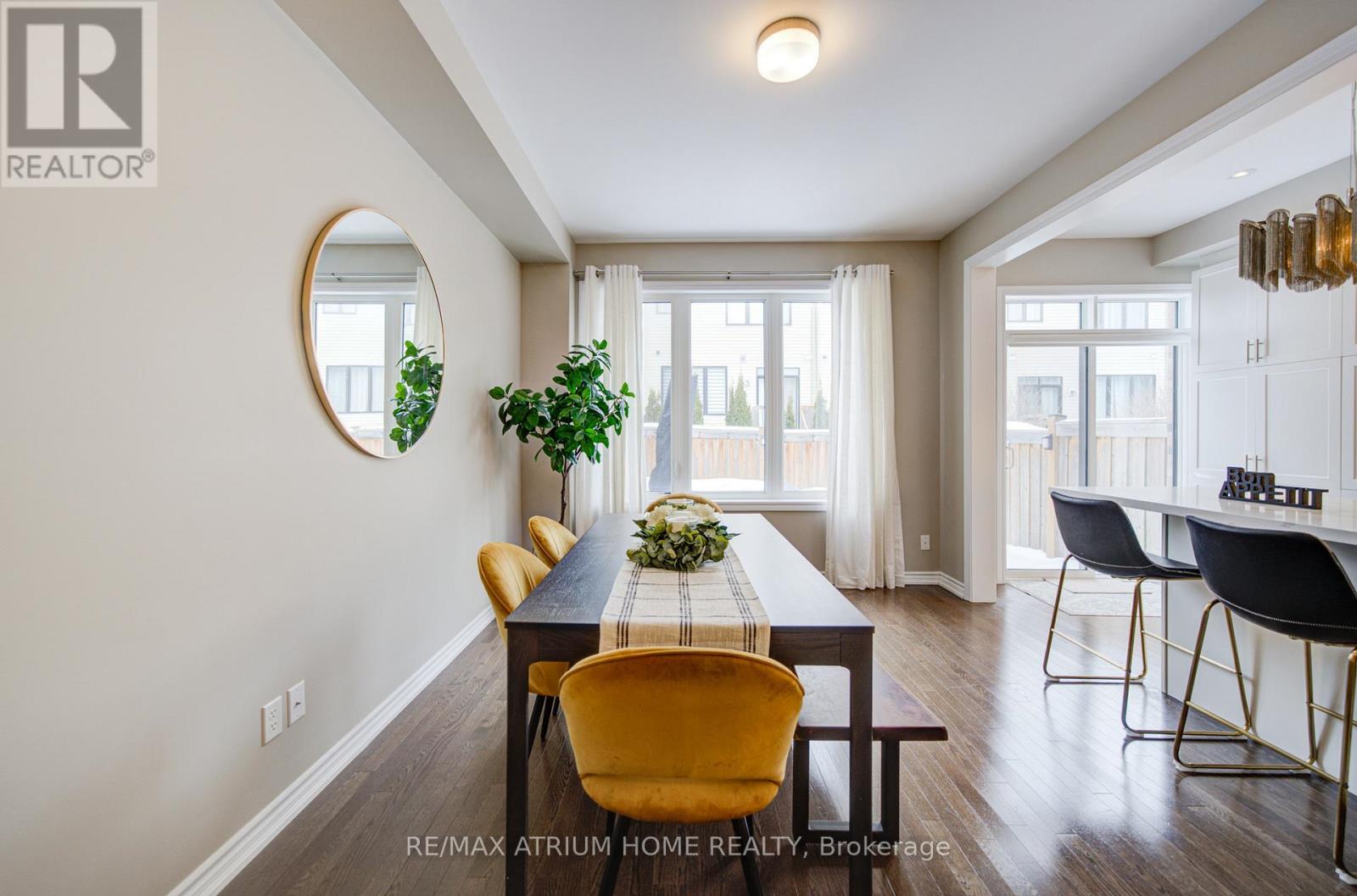 122 Chessington Avenue, East Gwillimbury, Ontario  L9N 0R6 - Photo 19 - N12804562