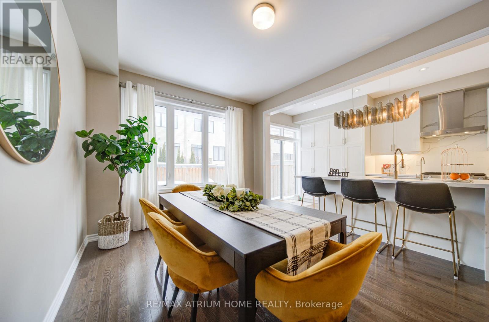 122 Chessington Avenue, East Gwillimbury, Ontario  L9N 0R6 - Photo 20 - N12804562