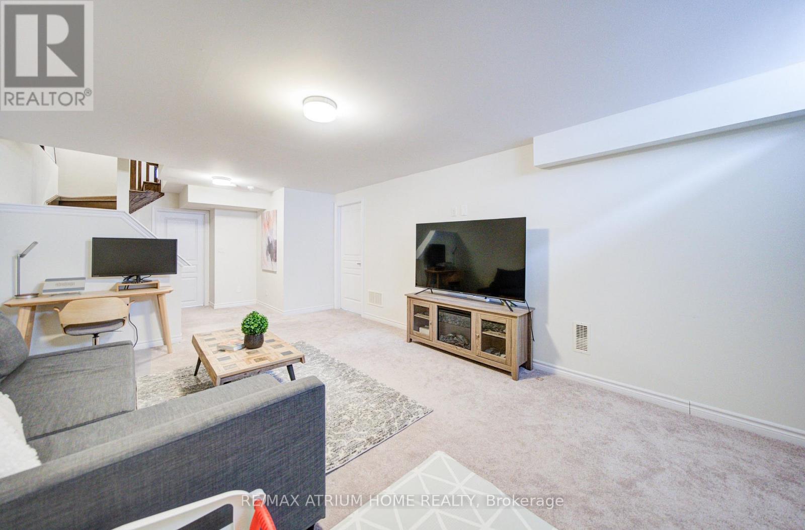 122 Chessington Avenue, East Gwillimbury, Ontario  L9N 0R6 - Photo 42 - N12804562