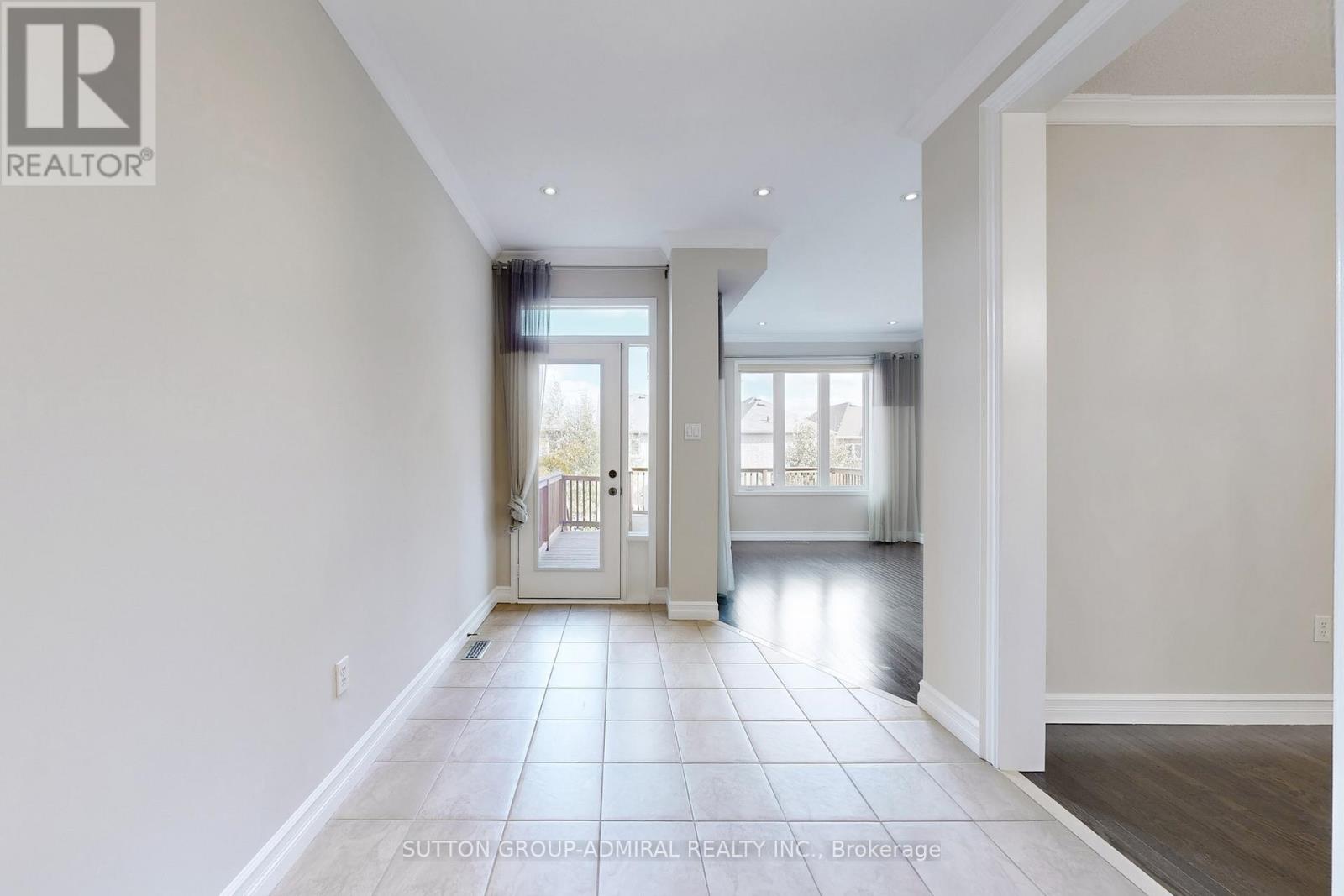 106 Big Hill Crescent, Vaughan, Ontario  L6A 4K7 - Photo 18 - N12804566