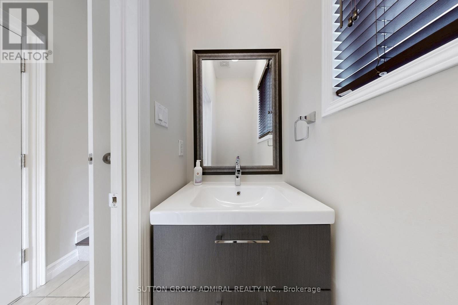 106 Big Hill Crescent, Vaughan, Ontario  L6A 4K7 - Photo 22 - N12804566