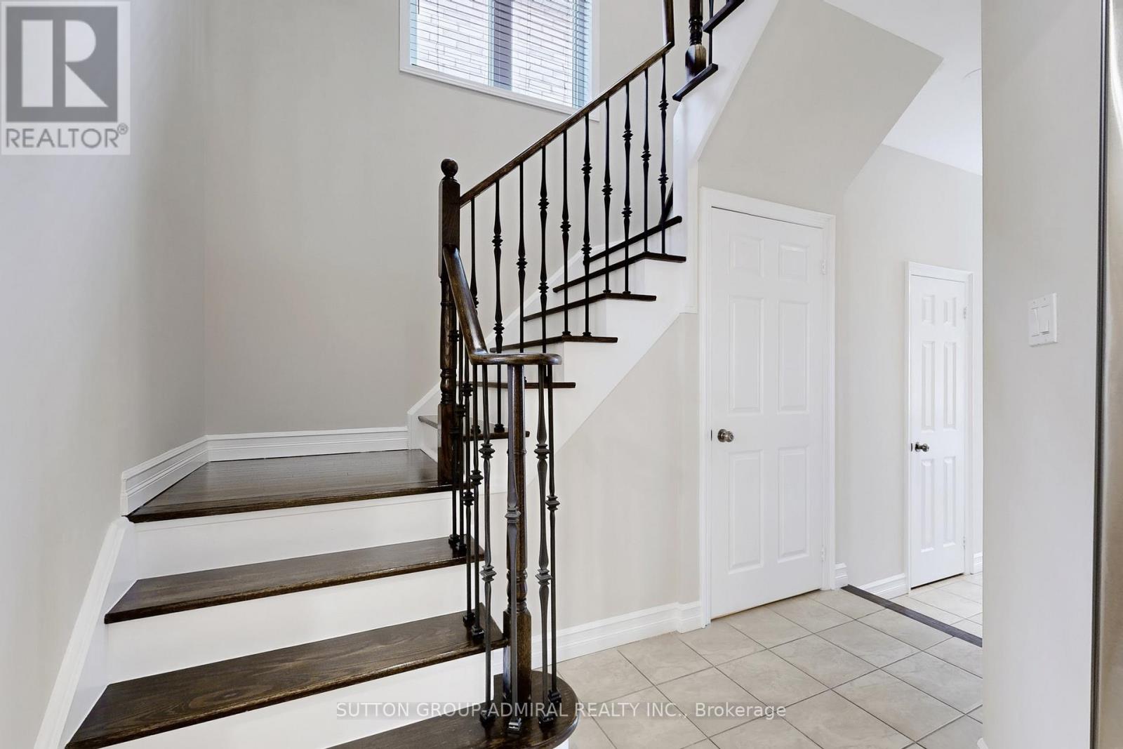 106 Big Hill Crescent, Vaughan, Ontario  L6A 4K7 - Photo 23 - N12804566