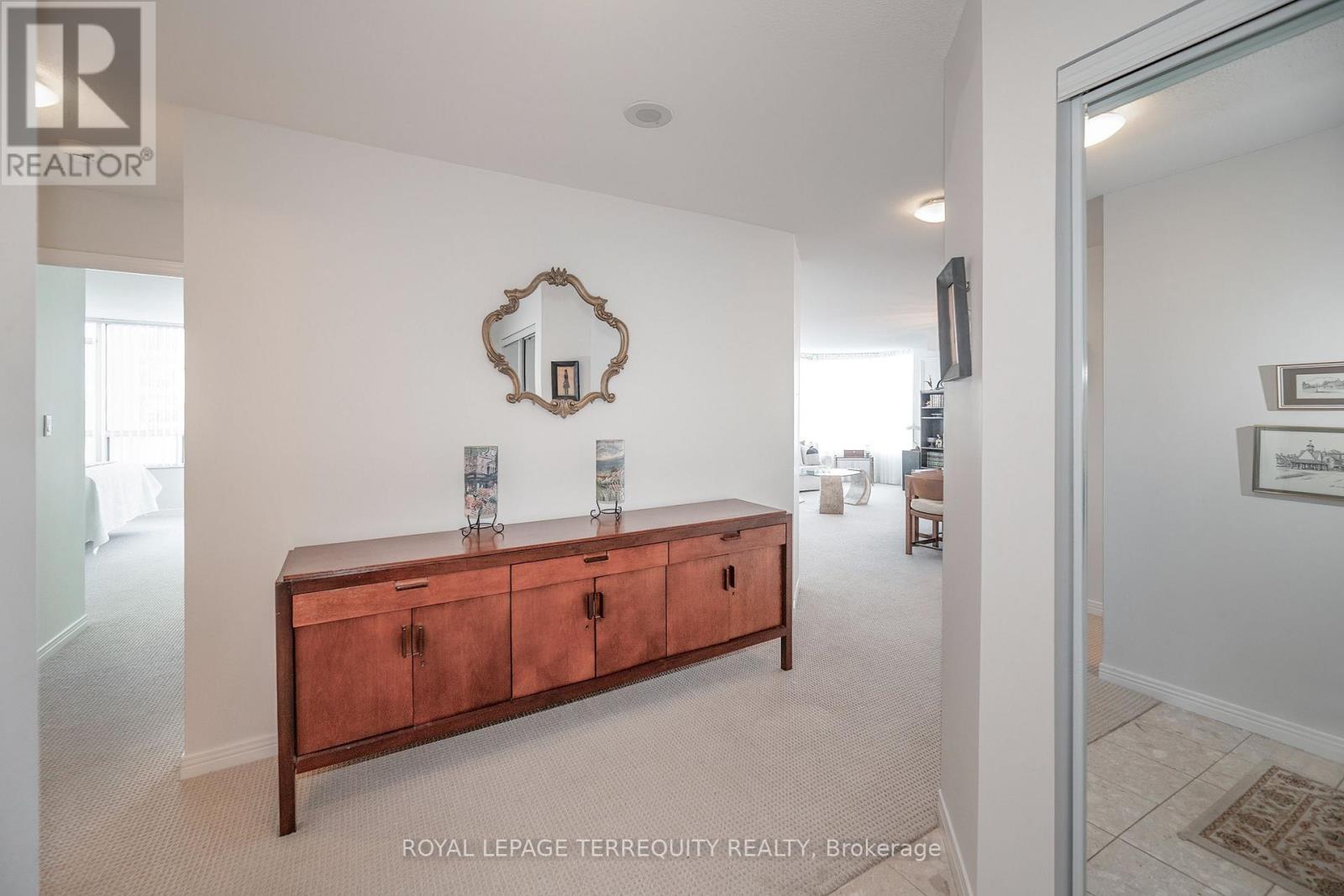 910 - 1 Aberfoyle Crescent, Toronto, Ontario  M8X 2X8 - Photo 11 - W12804554