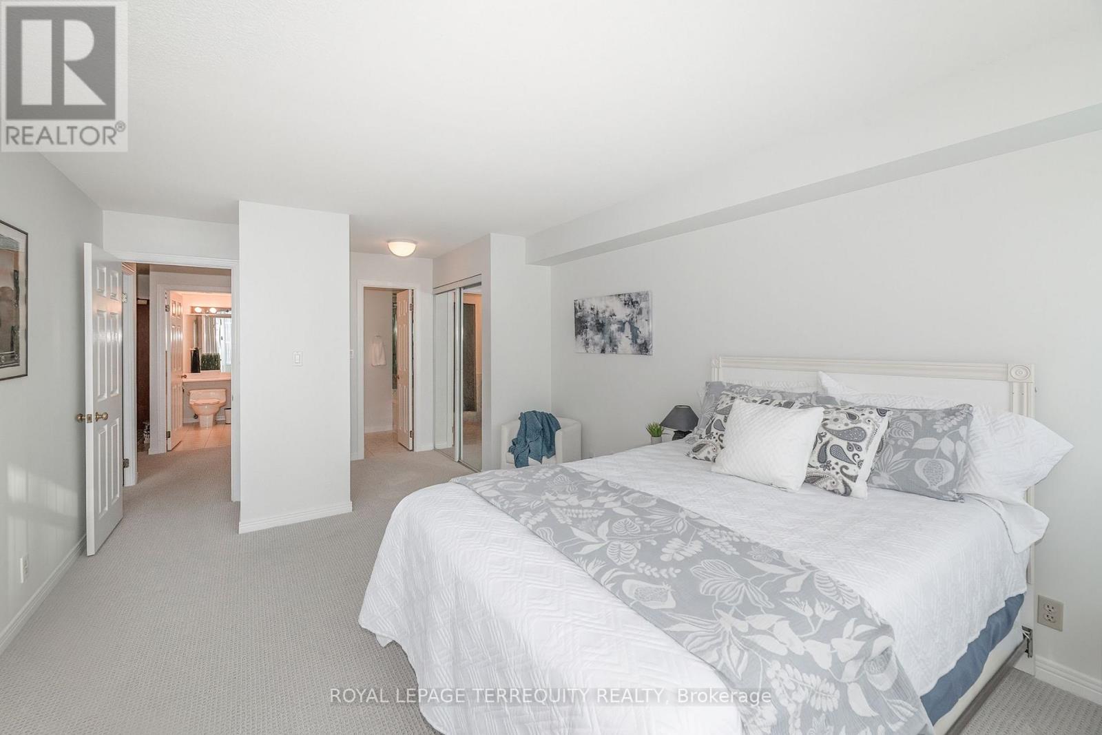 910 - 1 Aberfoyle Crescent, Toronto, Ontario  M8X 2X8 - Photo 23 - W12804554