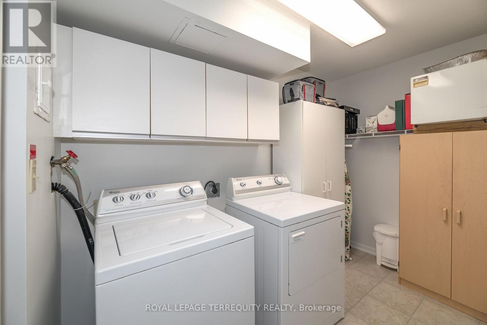 910 - 1 Aberfoyle Crescent, Toronto, Ontario  M8X 2X8 - Photo 34 - W12804554