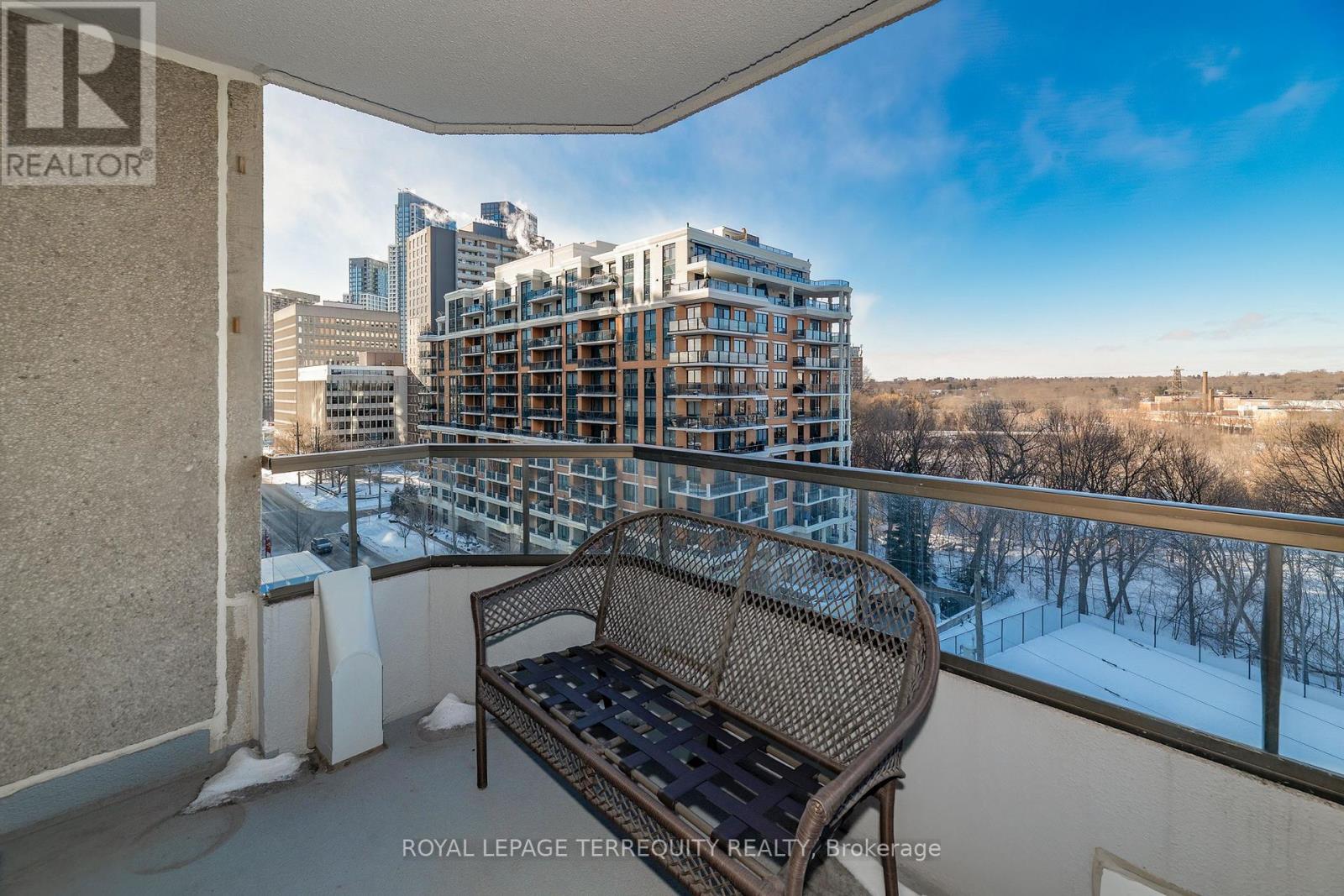 910 - 1 Aberfoyle Crescent, Toronto, Ontario  M8X 2X8 - Photo 35 - W12804554