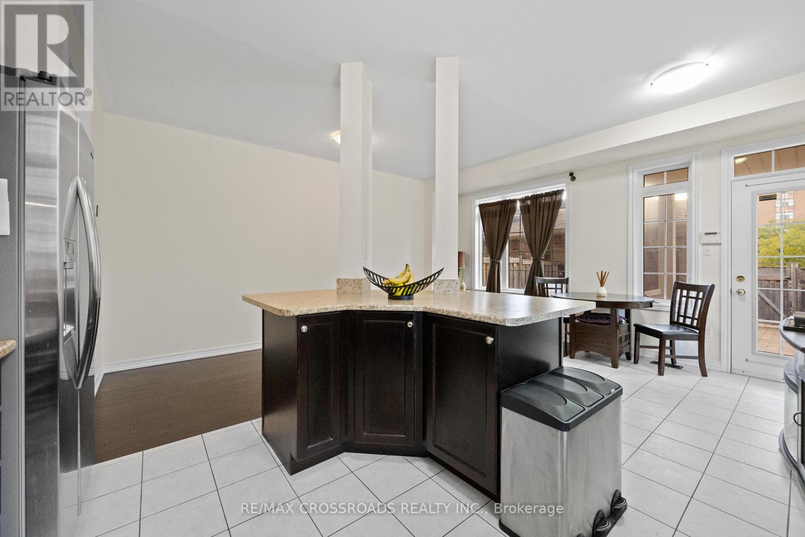 118 Mary Chapman Boulevard, Toronto, Ontario  M9M 0B3 - Photo 15 - W12804558