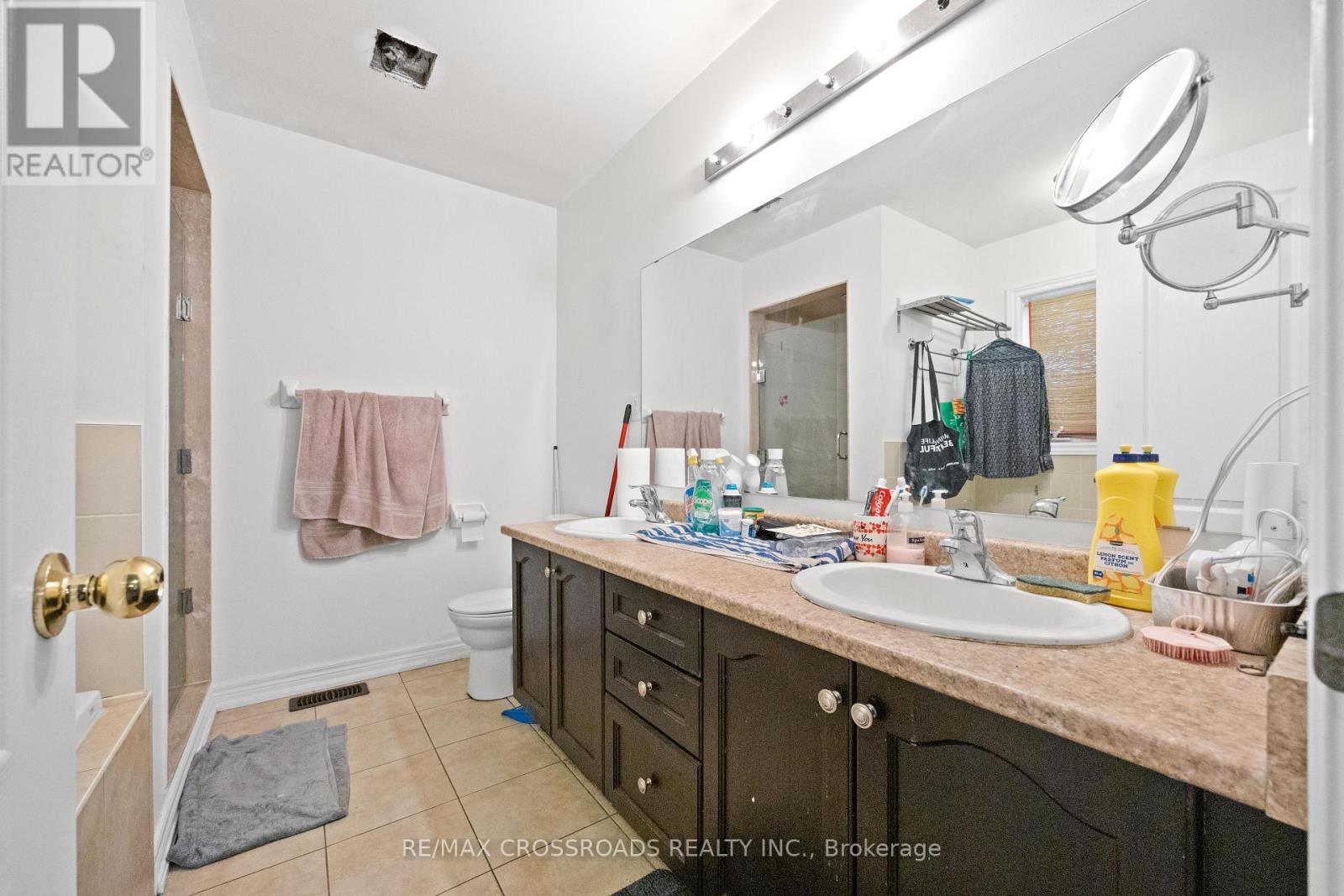 118 Mary Chapman Boulevard, Toronto, Ontario  M9M 0B3 - Photo 23 - W12804558