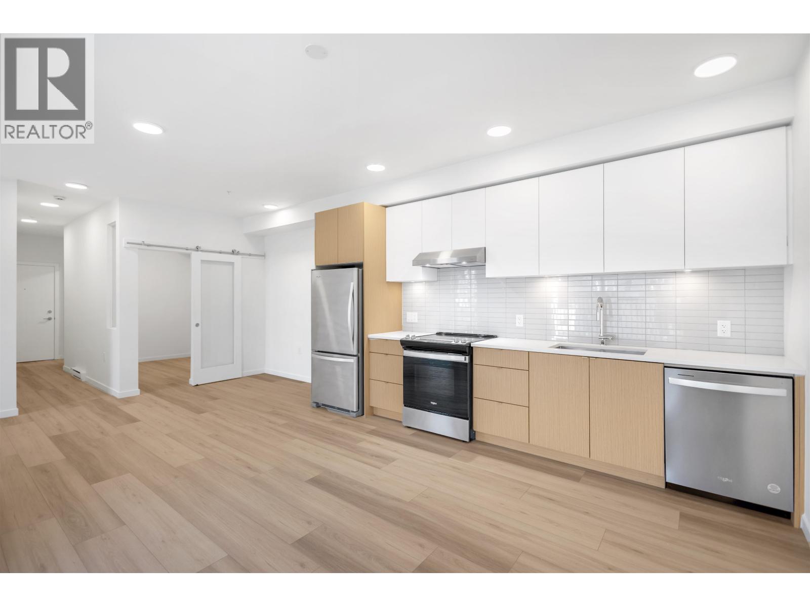 400 37994 Second Avenue, Squamish, British Columbia  V8B 0C4 - Photo 6 - R3051102