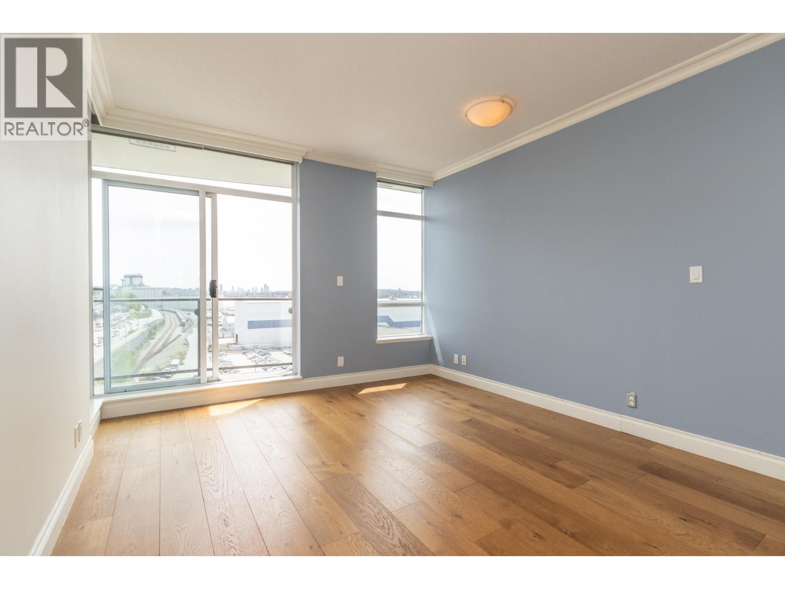 1003 172 Victory Ship Way, North Vancouver, British Columbia  V7L 0B5 - Photo 5 - R3090218