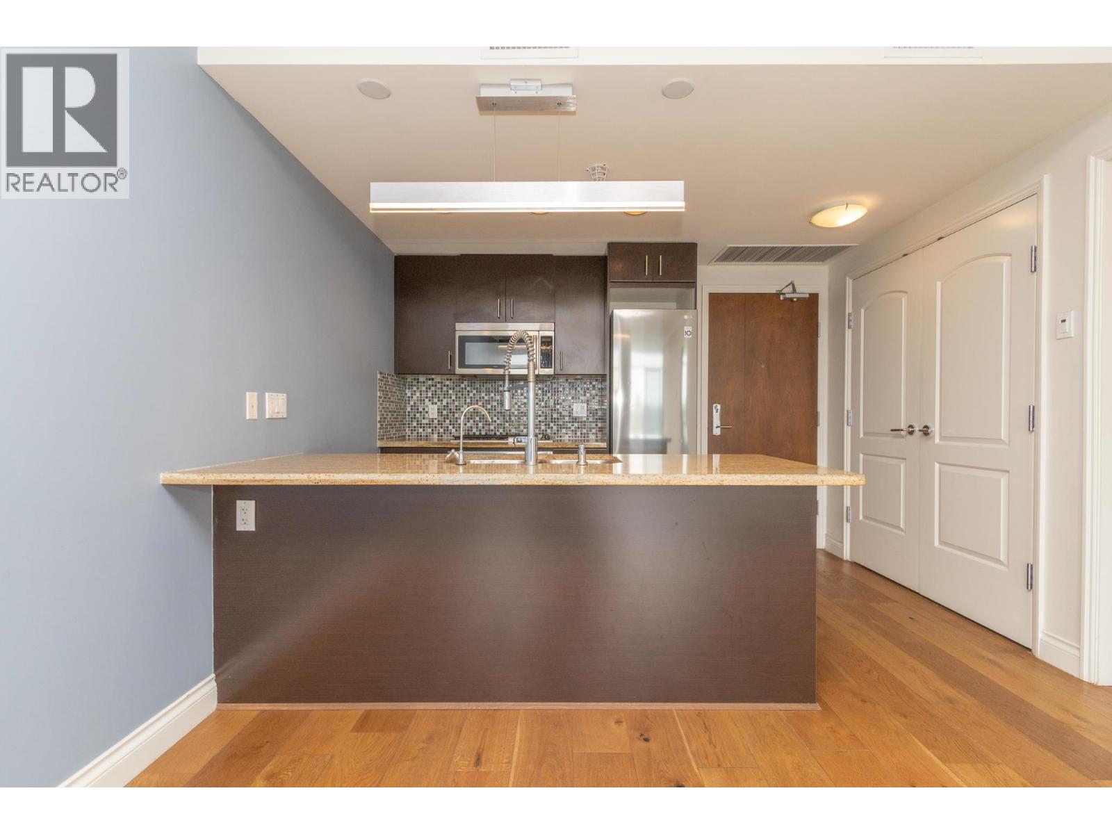 1003 172 Victory Ship Way, North Vancouver, British Columbia  V7L 0B5 - Photo 13 - R3090218