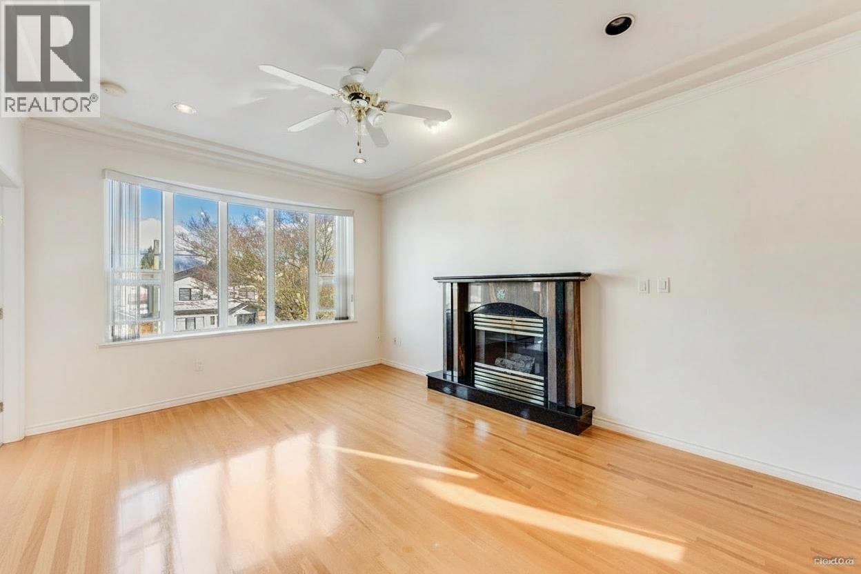 3056 Adanac Street, Vancouver, British Columbia  V5K 2N7 - Photo 5 - R3090436