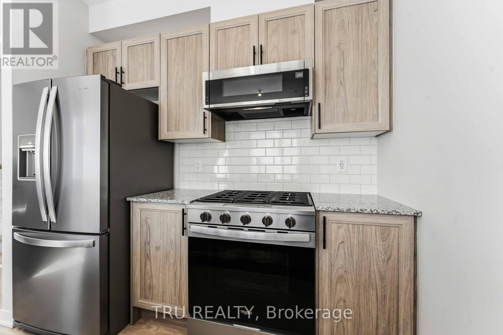 706 Expansion Road, Ottawa, Ontario  K2J 7G4 - Photo 18 - X12804602