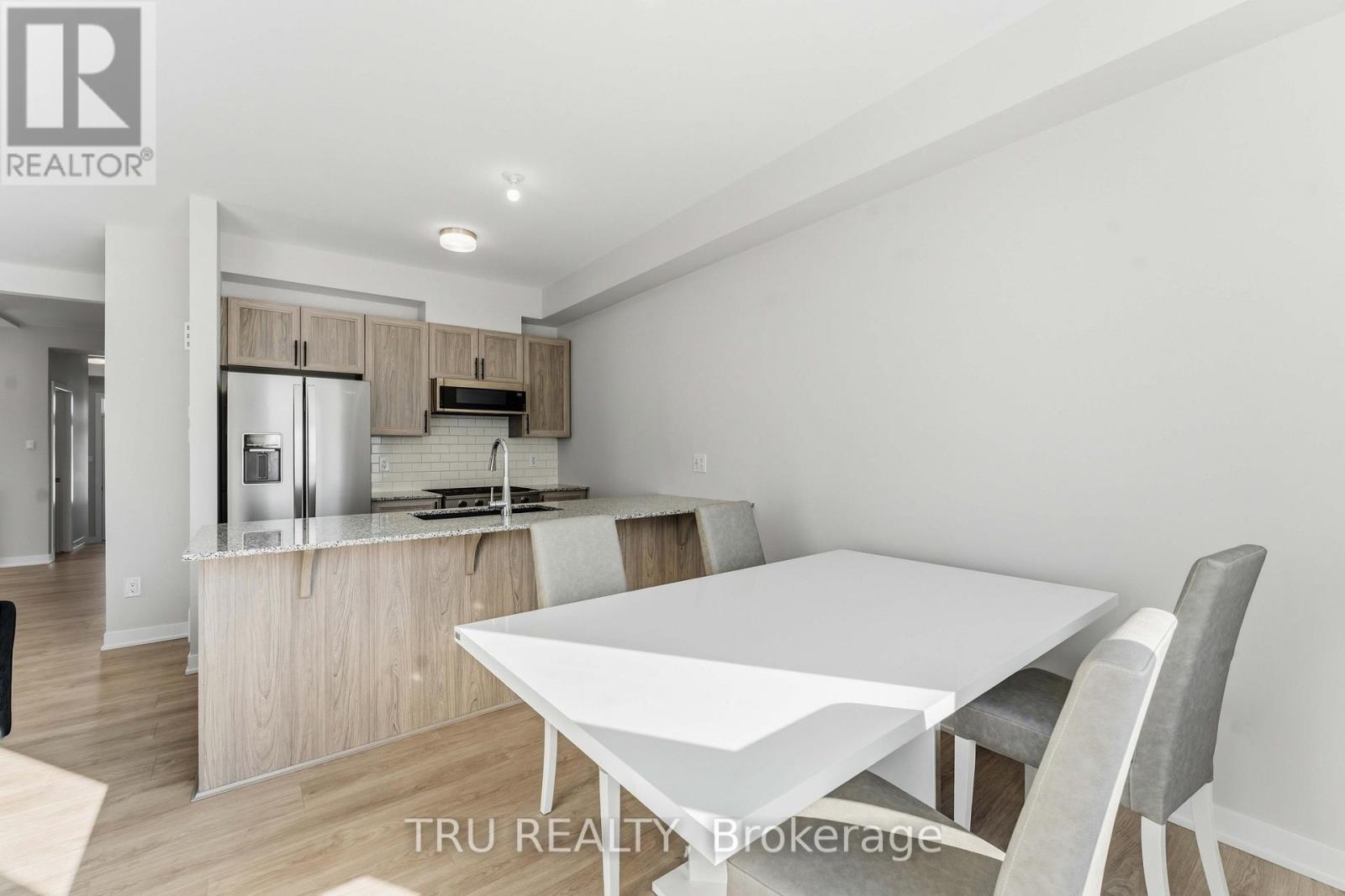 706 Expansion Road, Ottawa, Ontario  K2J 7G4 - Photo 19 - X12804602