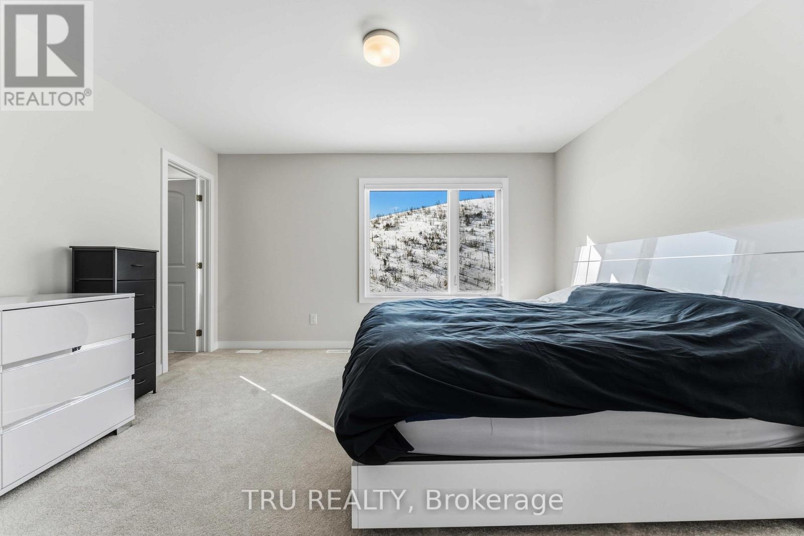 706 Expansion Road, Ottawa, Ontario  K2J 7G4 - Photo 23 - X12804602