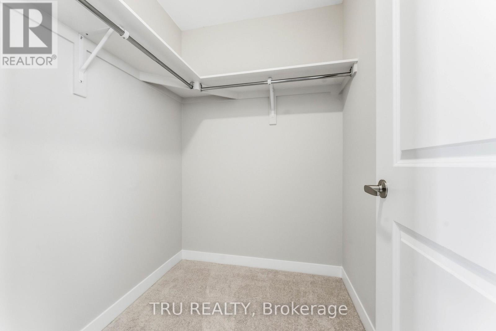 706 Expansion Road, Ottawa, Ontario  K2J 7G4 - Photo 24 - X12804602