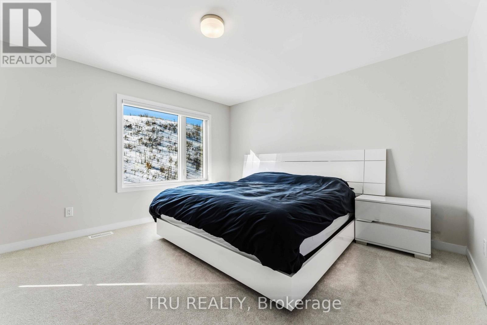 706 Expansion Road, Ottawa, Ontario  K2J 7G4 - Photo 26 - X12804602