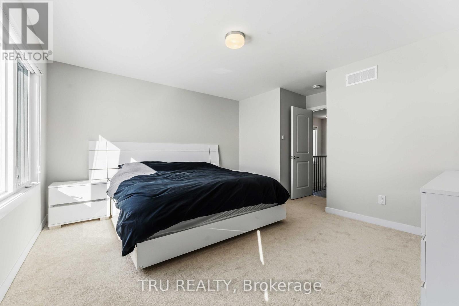 706 Expansion Road, Ottawa, Ontario  K2J 7G4 - Photo 27 - X12804602