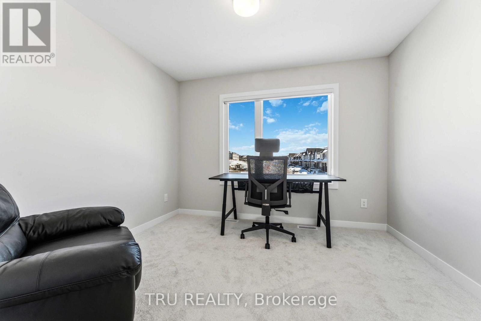 706 Expansion Road, Ottawa, Ontario  K2J 7G4 - Photo 31 - X12804602