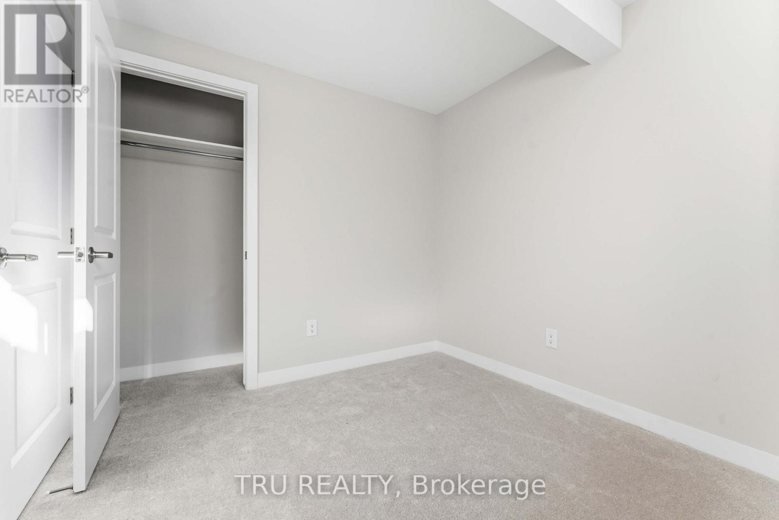 706 Expansion Road, Ottawa, Ontario  K2J 7G4 - Photo 44 - X12804602