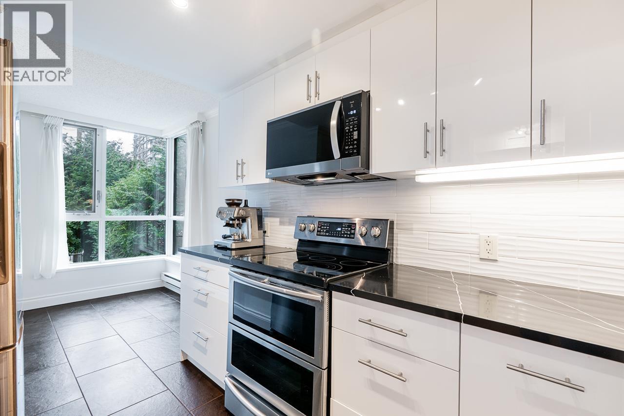 303 1345 Burnaby Street, Vancouver, British Columbia  V6E 1R2 - Photo 11 - R3090481
