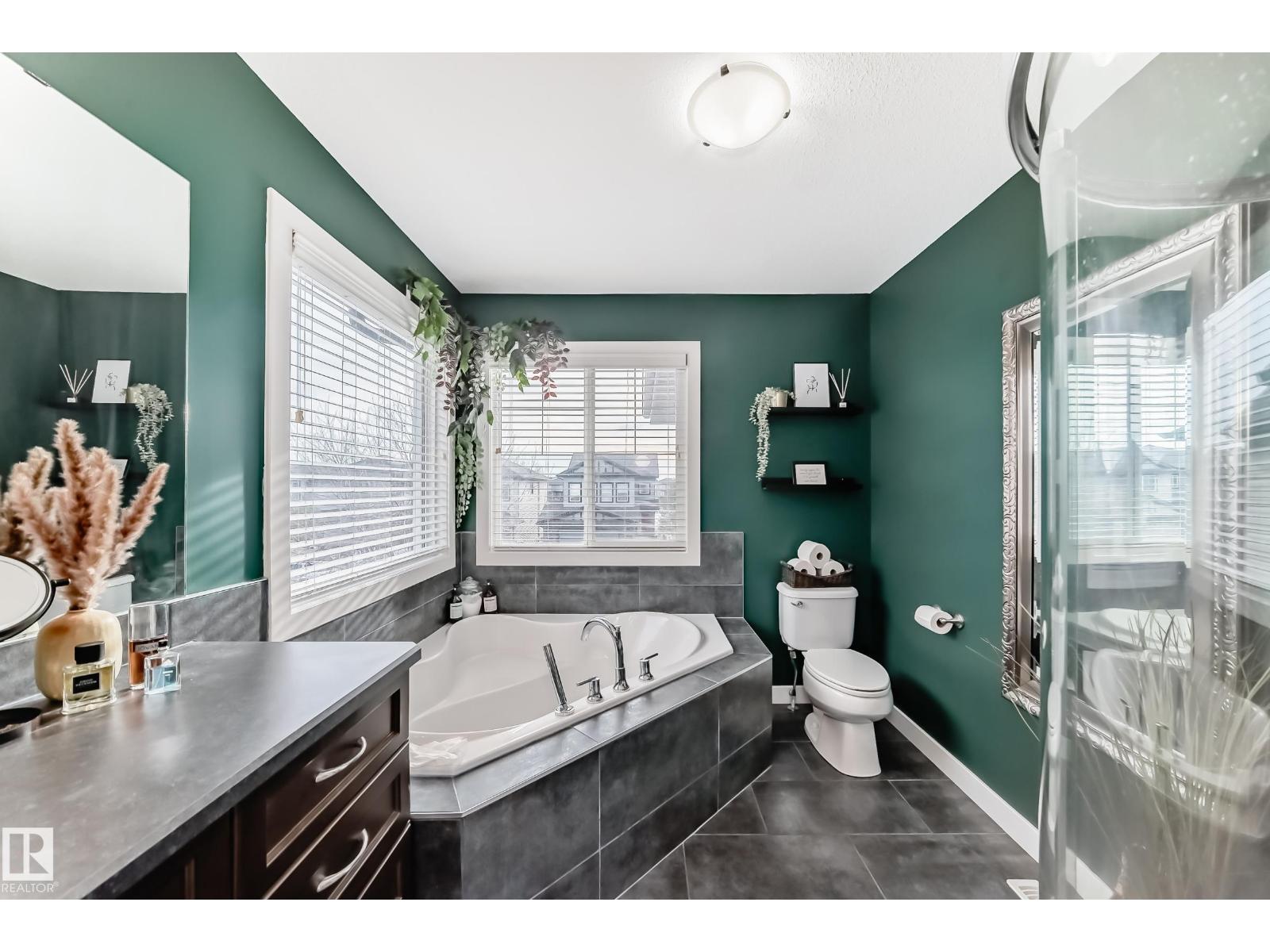 1170 Hays Dr Nw, Edmonton, Alberta  T6M 0M2 - Photo 31 - E4474251