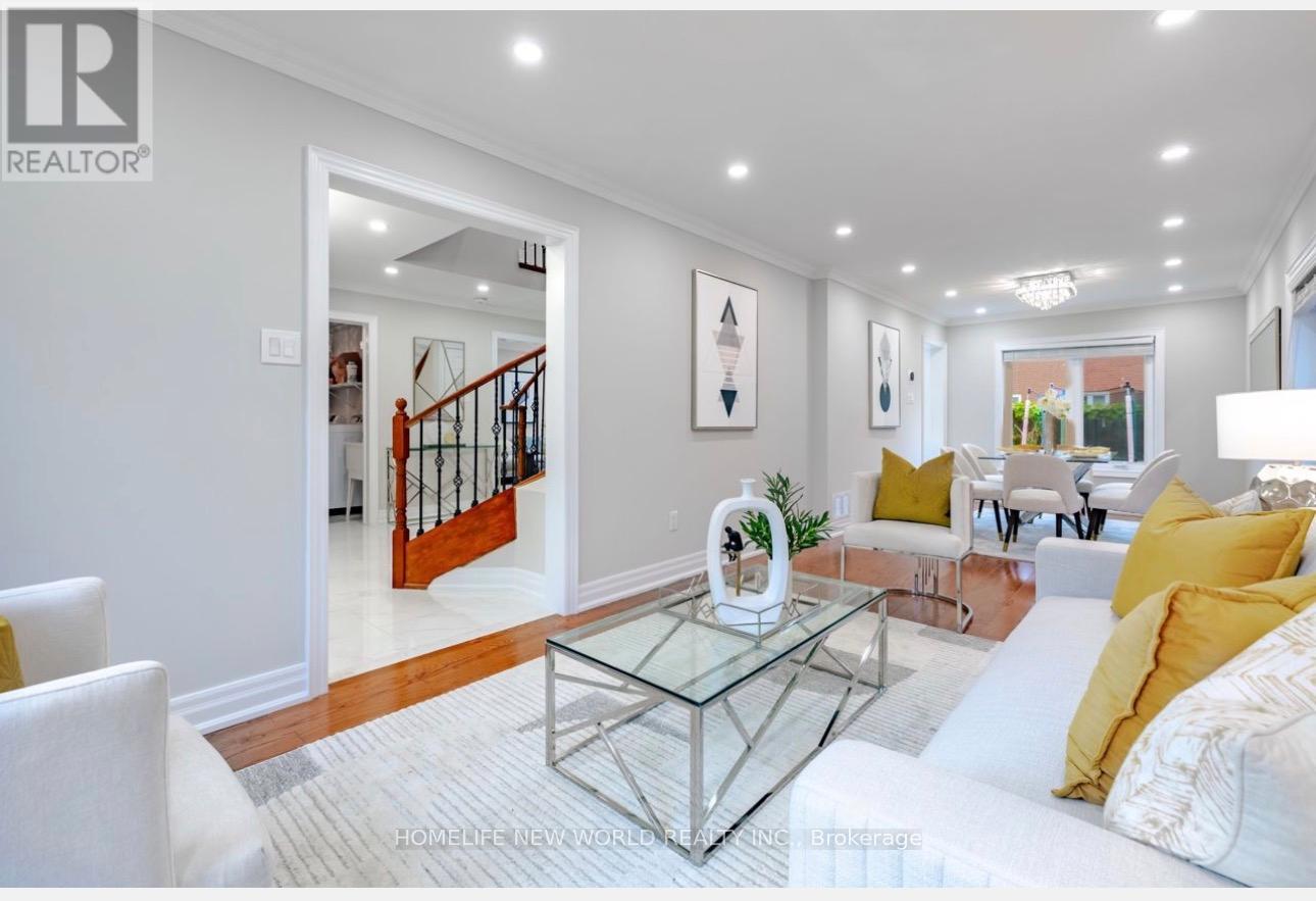 28 Marydale Avenue, Markham, Ontario  L3S 3N4 - Photo 4 - N12804600