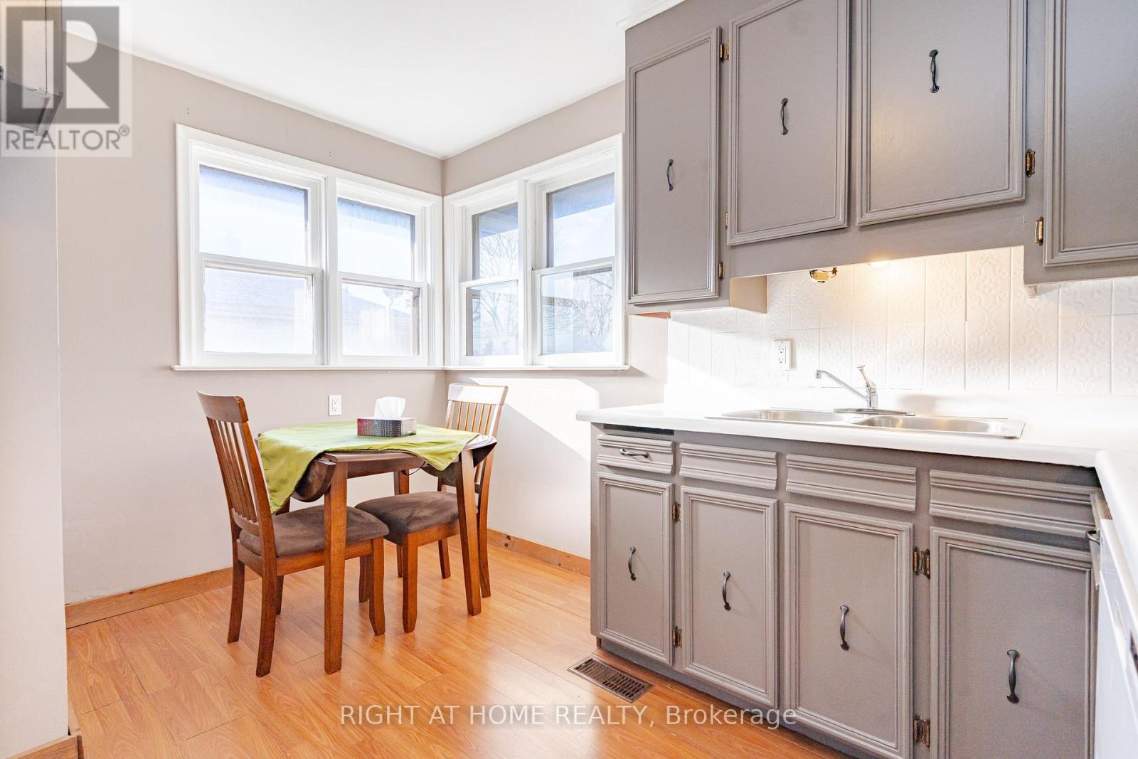 18200 Leslie St. Street, East Gwillimbury, Ontario  L9N 0M5 - Photo 14 - N12804616