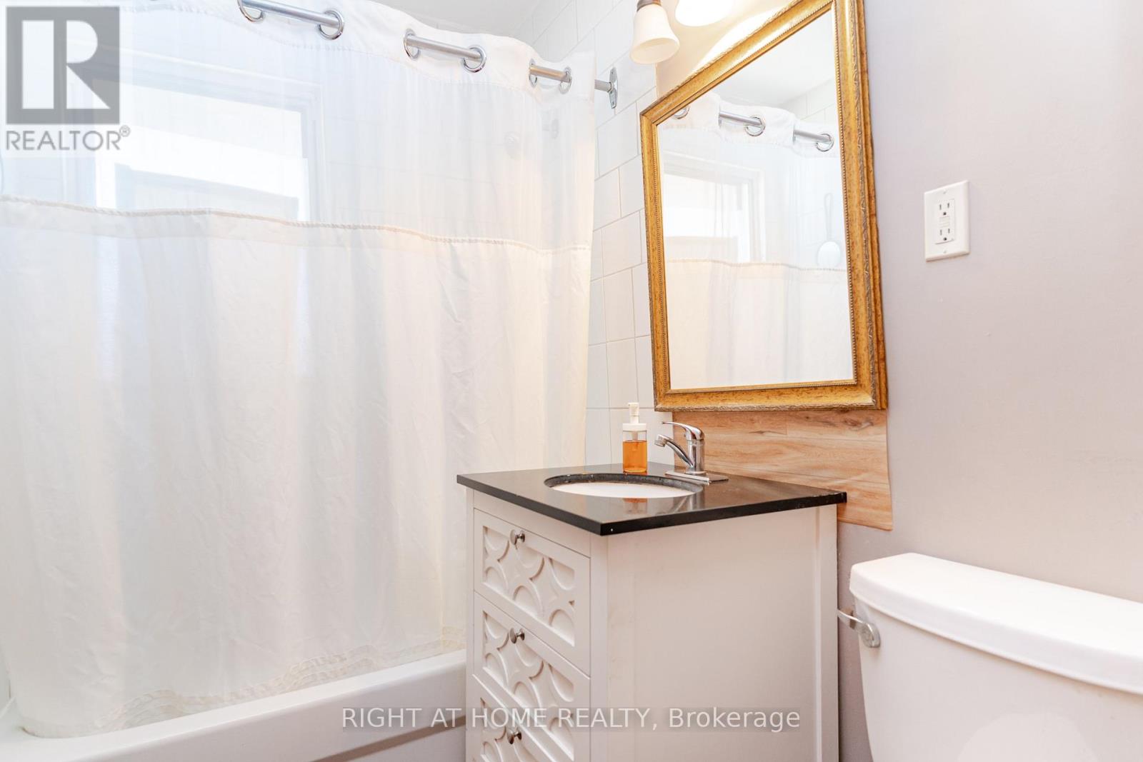 18200 Leslie St. Street, East Gwillimbury, Ontario  L9N 0M5 - Photo 22 - N12804616