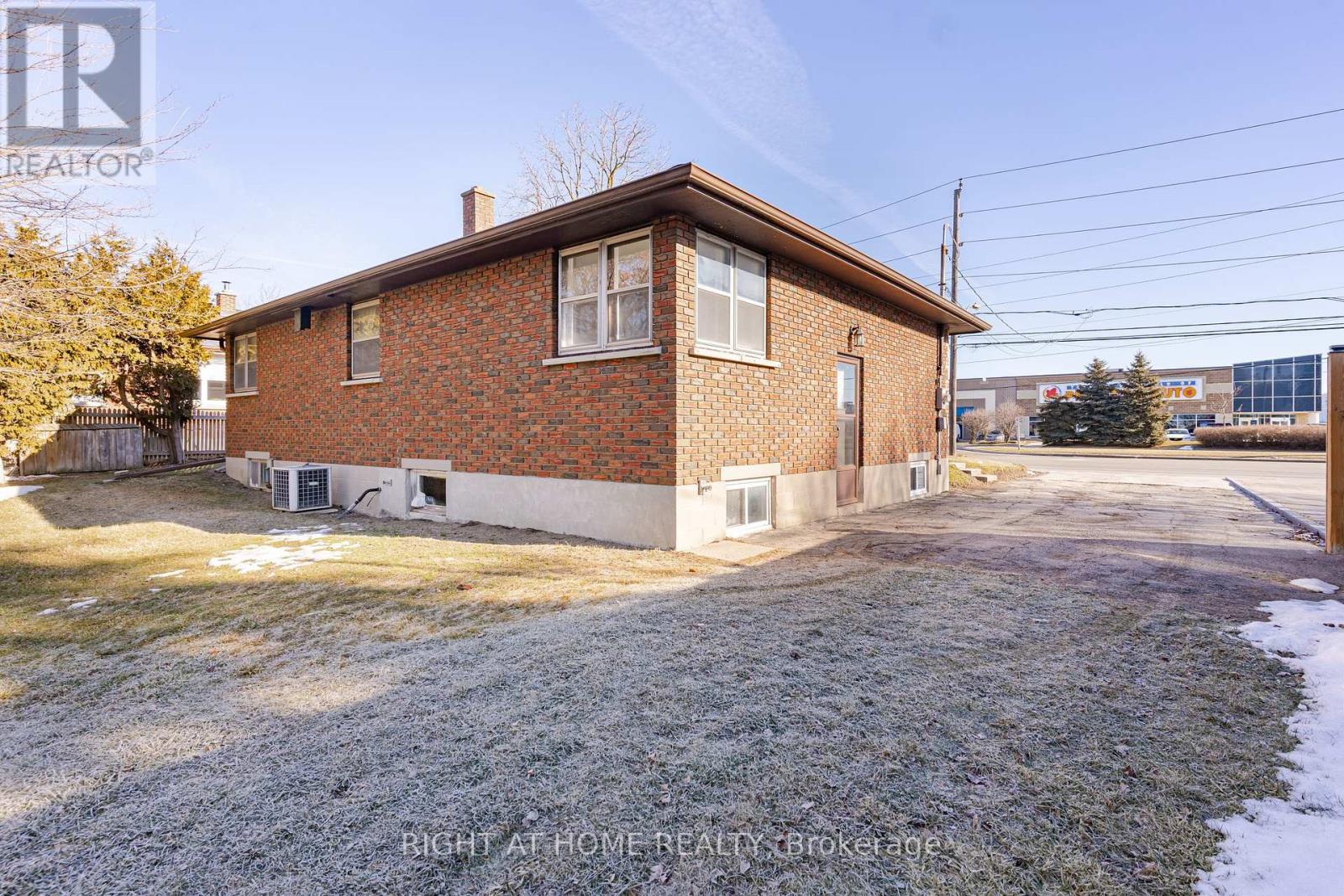 18200 Leslie St. Street, East Gwillimbury, Ontario  L9N 0M5 - Photo 30 - N12804616