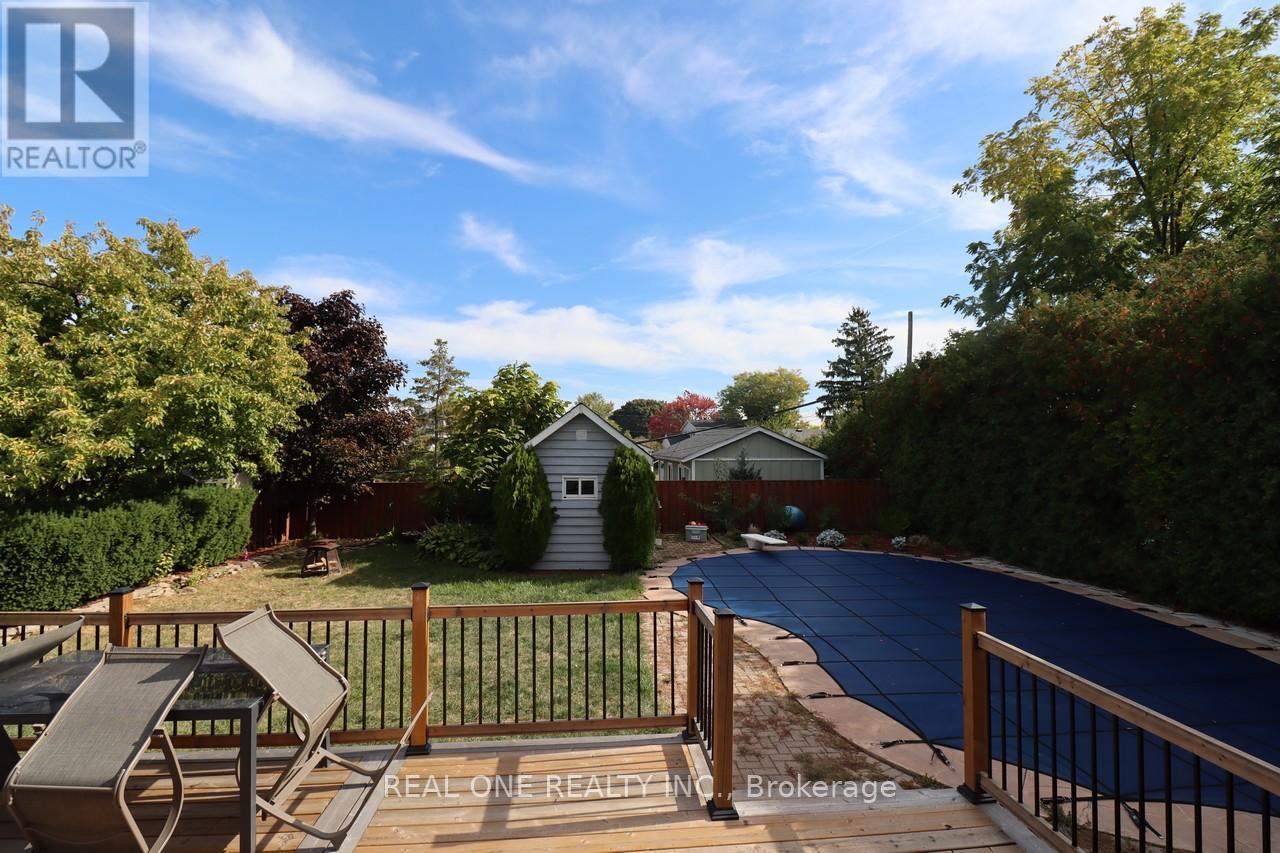 130 Mayfield Drive, Oakville, Ontario  L6H 1K7 - Photo 29 - W12804608