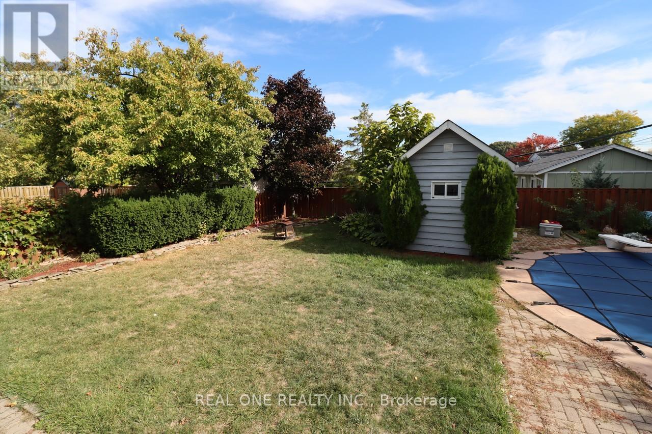 130 Mayfield Drive, Oakville, Ontario  L6H 1K7 - Photo 31 - W12804608