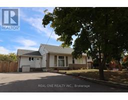 130 MAYFIELD DRIVE, Oakville, Ontario