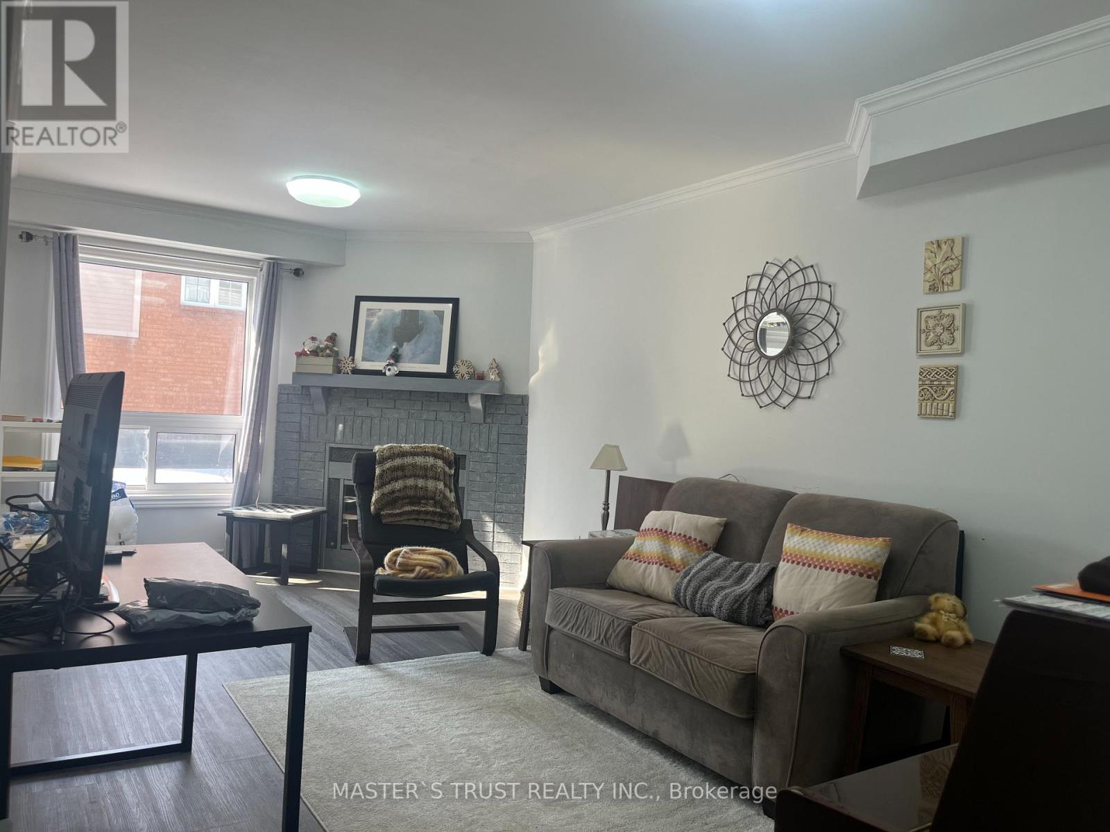 18 - 4605 Donegal Drive, Mississauga, Ontario  L5M 4X7 - Photo 5 - W12804610