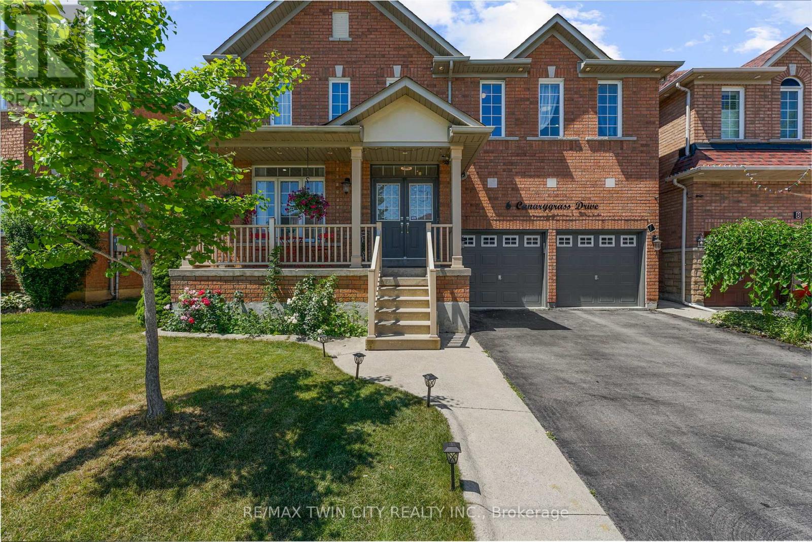 6 Canarygrass Drive, Brampton, Ontario  L6R 3C4 - Photo 3 - W12804614