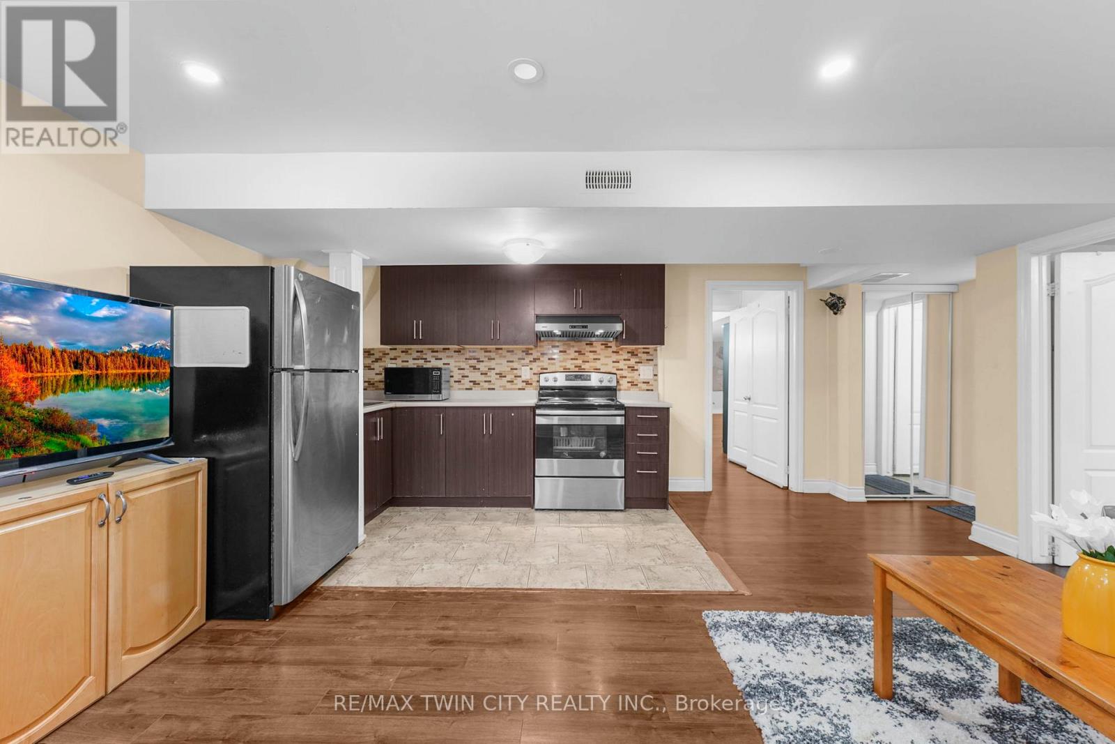 6 Canarygrass Drive, Brampton, Ontario  L6R 3C4 - Photo 33 - W12804614