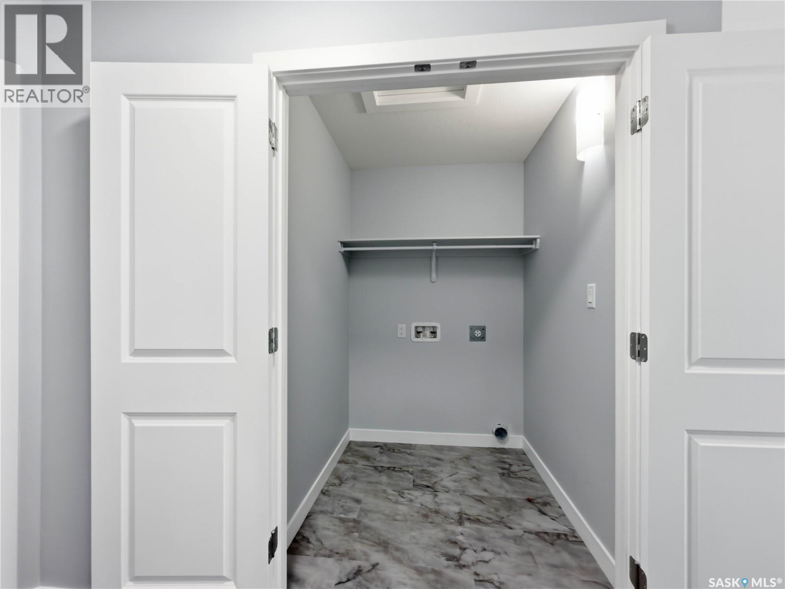 857 Elliott Street, Regina, Saskatchewan  S4N 3E3 - Photo 15 - SK028877