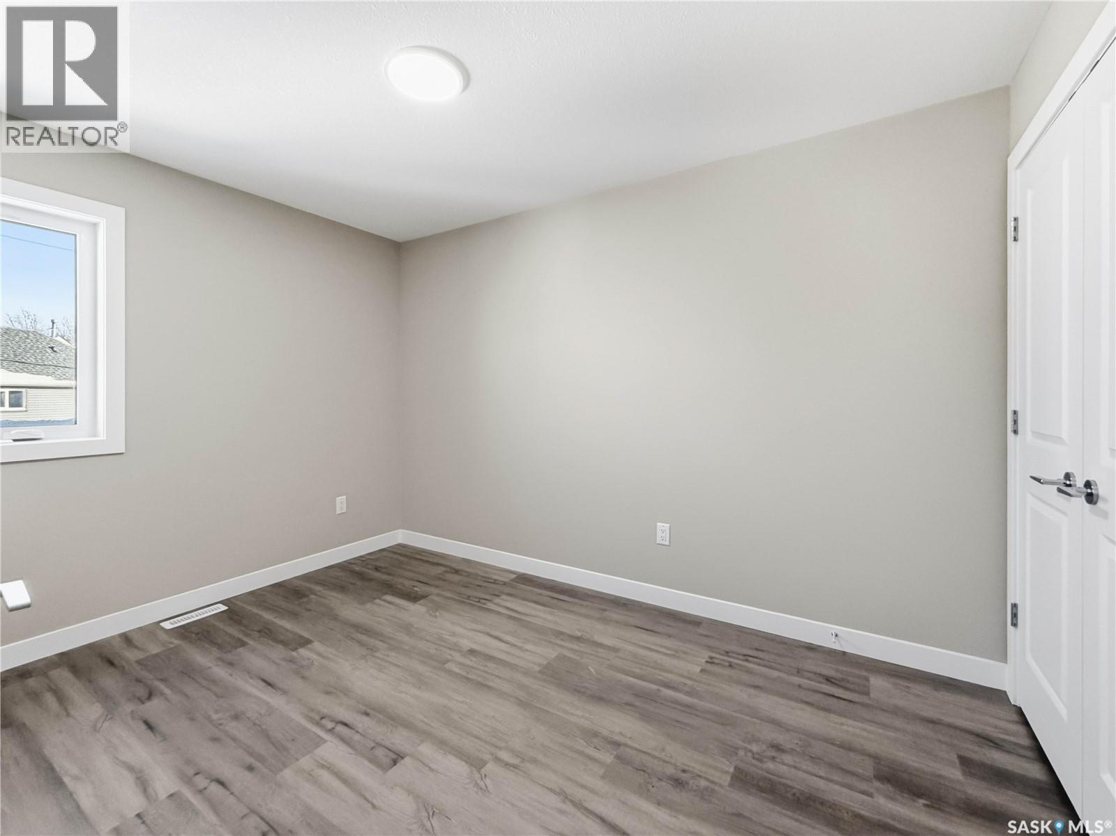 855 Elliott Street, Regina, Saskatchewan  S4N 3E3 - Photo 26 - SK028876