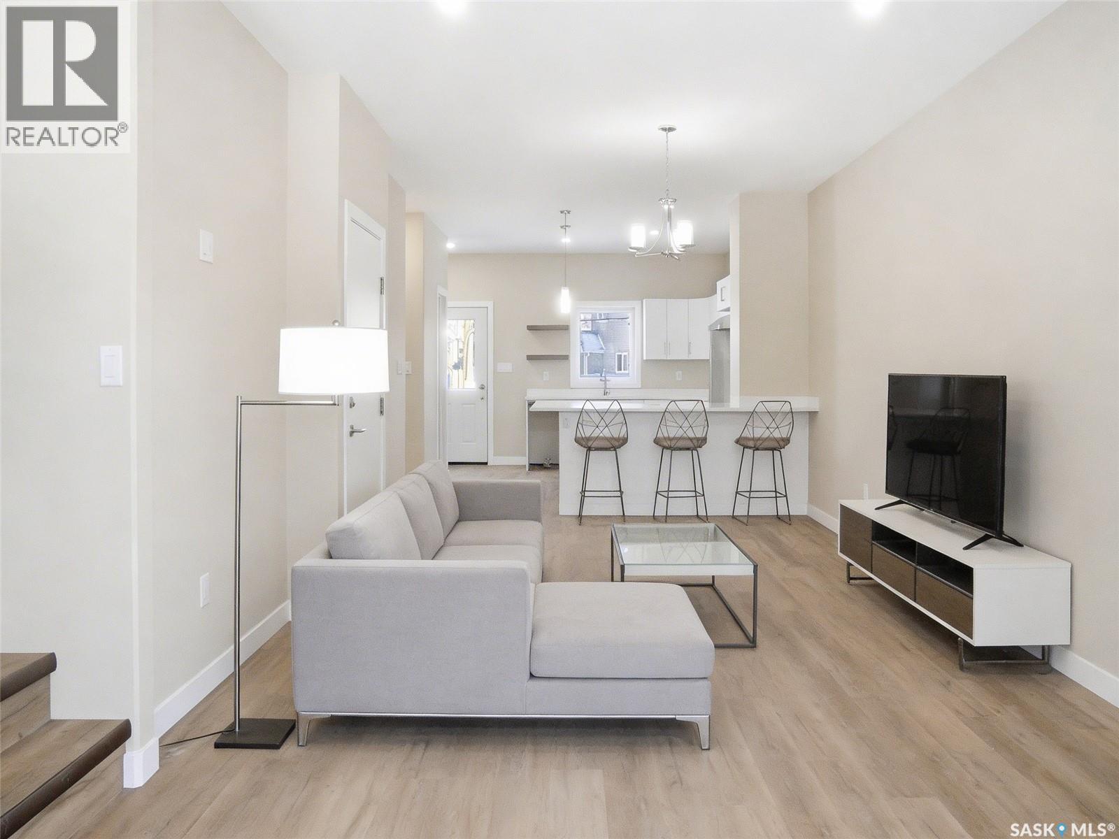 855 Elliott Street, Regina, Saskatchewan  S4N 3E3 - Photo 6 - SK028876