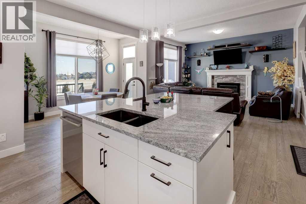 14 Coopersfield Park Sw, Airdrie, Alberta  T4B 4K6 - Photo 6 - A2281529