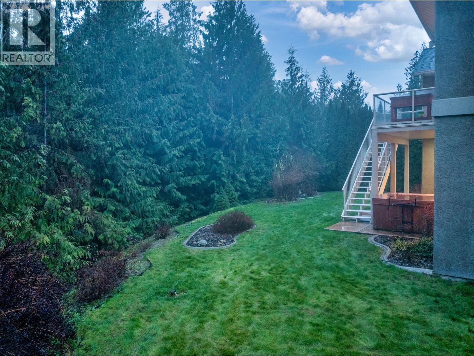 2470 24 Avenue Ne, Salmon Arm, British Columbia  V1E 3Y4 - Photo 6 - 10370542