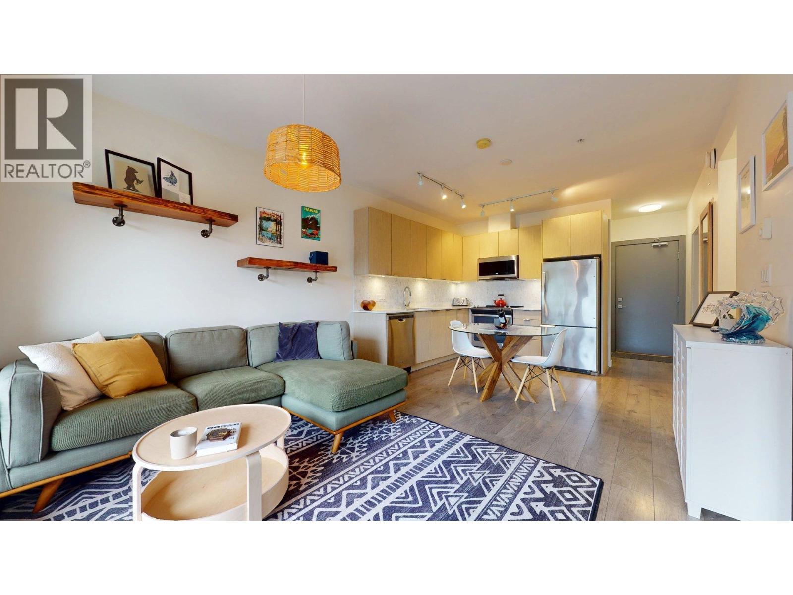 303 1150 BAILEY STREET, Squamish, British Columbia